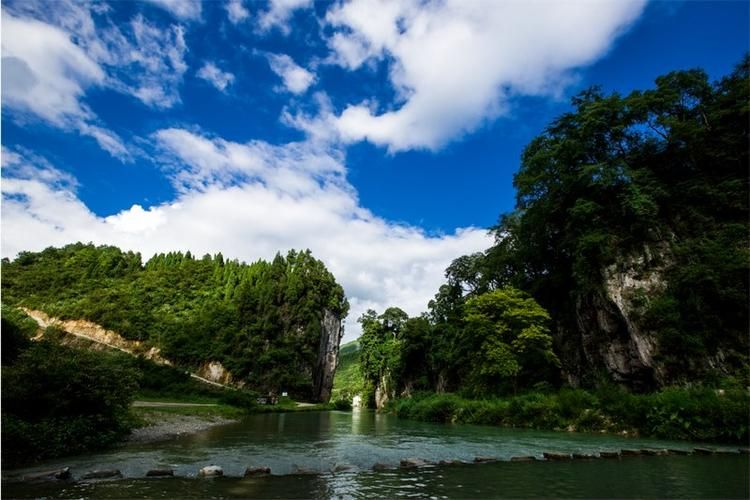  专家:万山区每年或现多个感染高峰:万山区是哪里